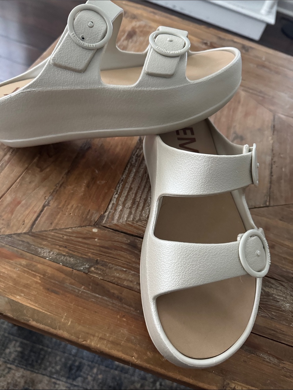 Lemon Jelly Gaia Platform Slide-on Sandals in Pearl Metallic Color New